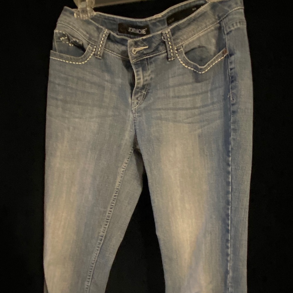 Jordache denim jeans, fit great!